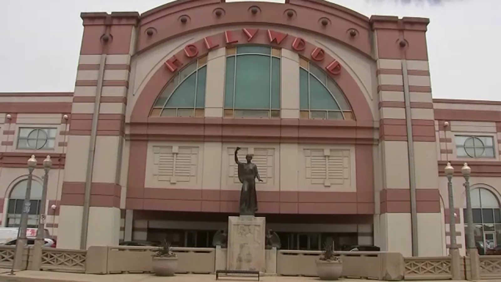 Hollywood Casino Aurora photo