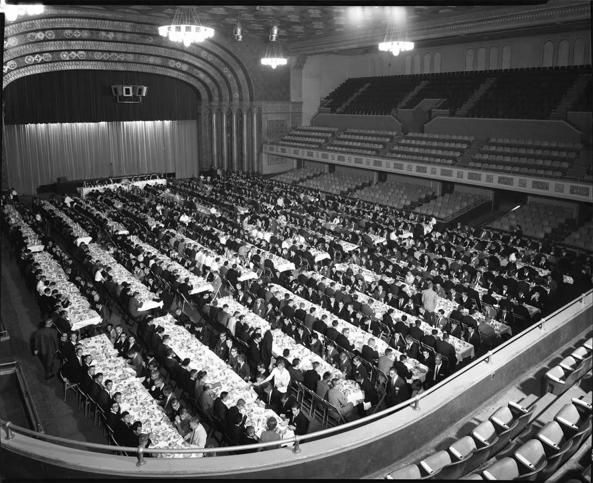 SACRAMENTO MEMORIAL AUDITORIUM photo